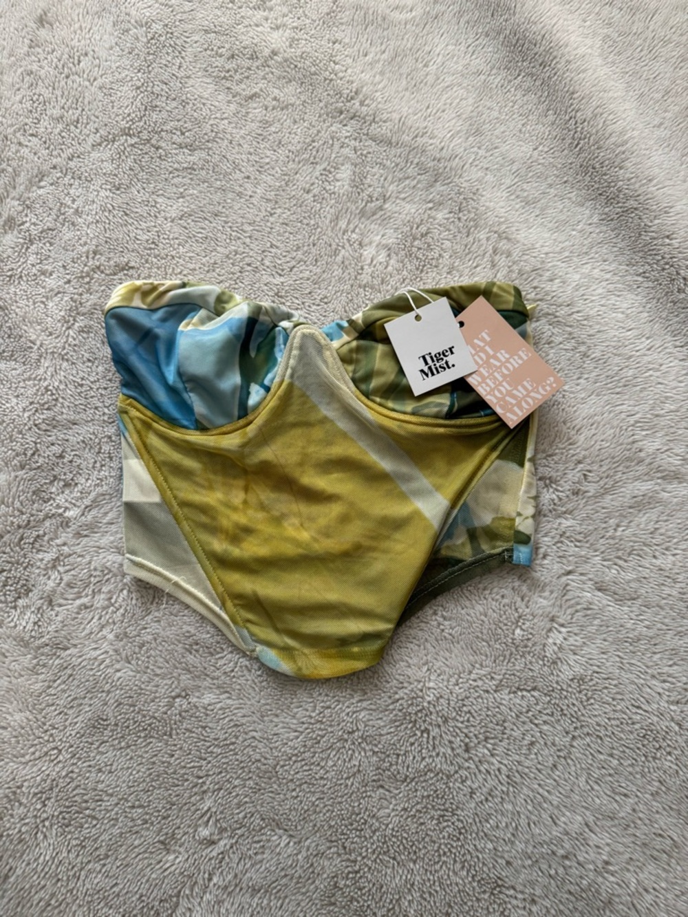 Tiger mist top